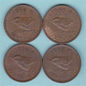 Elizabeth II Farthing Set, all four coins, high grades with lustre. Reverse